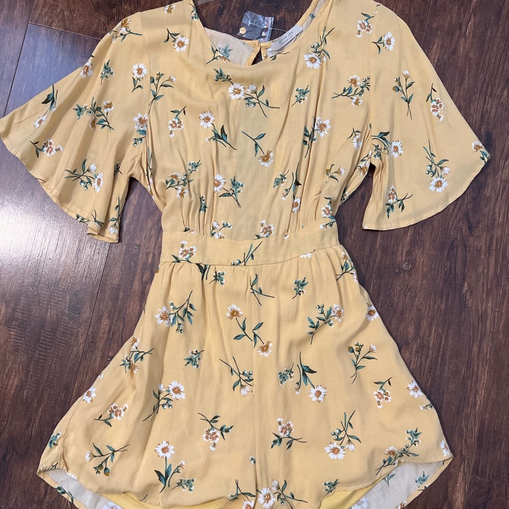 Yellow floral spring short romper